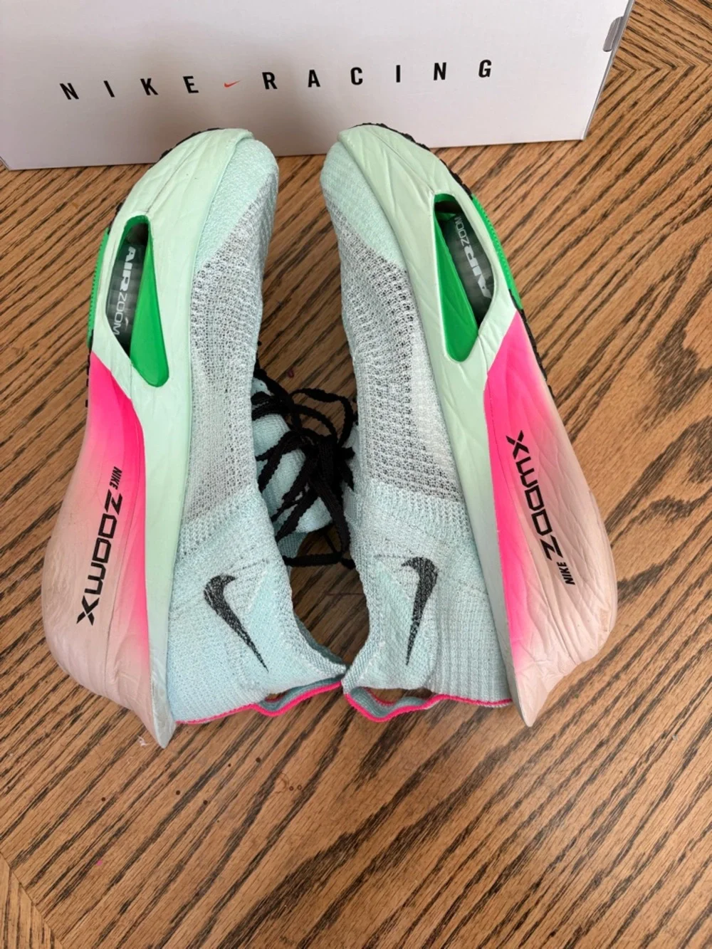 Nike Women Air Zoom Alphafly - Picture 3 of 5